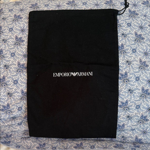 Emporio Armani Classic Black Men's Bag - Picture 1 of 7